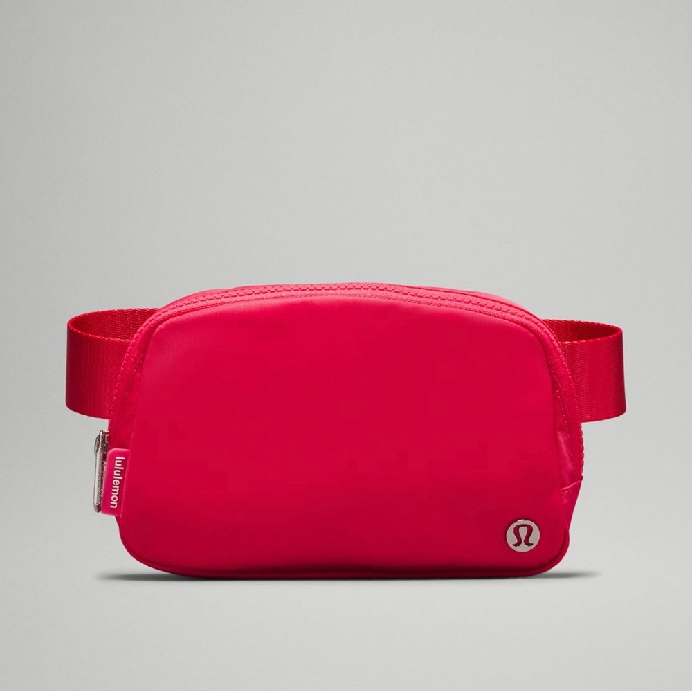 Lululemon Everywhere Belt Bag in LipGloss BARBICORE BARBIE PINK